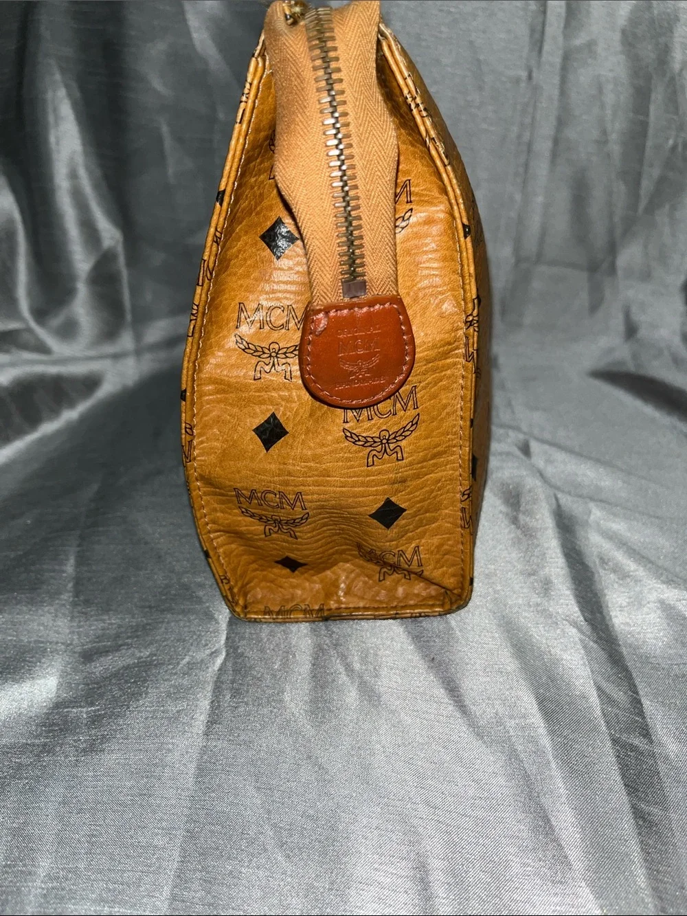 MCM Clutch - Picture 5 of 17